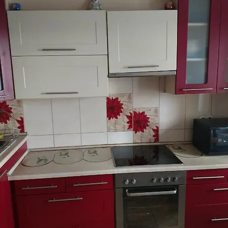 Apartament 2х комнатная *